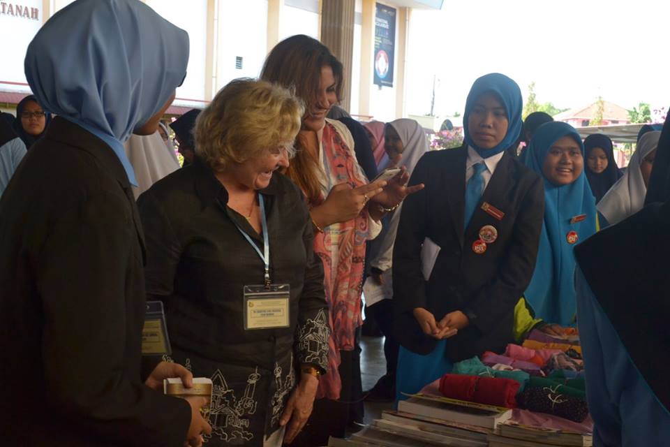 1919333_1689606997970217_7279968341791855707_n 1919333_1689606997970217_7279968341791855707_n